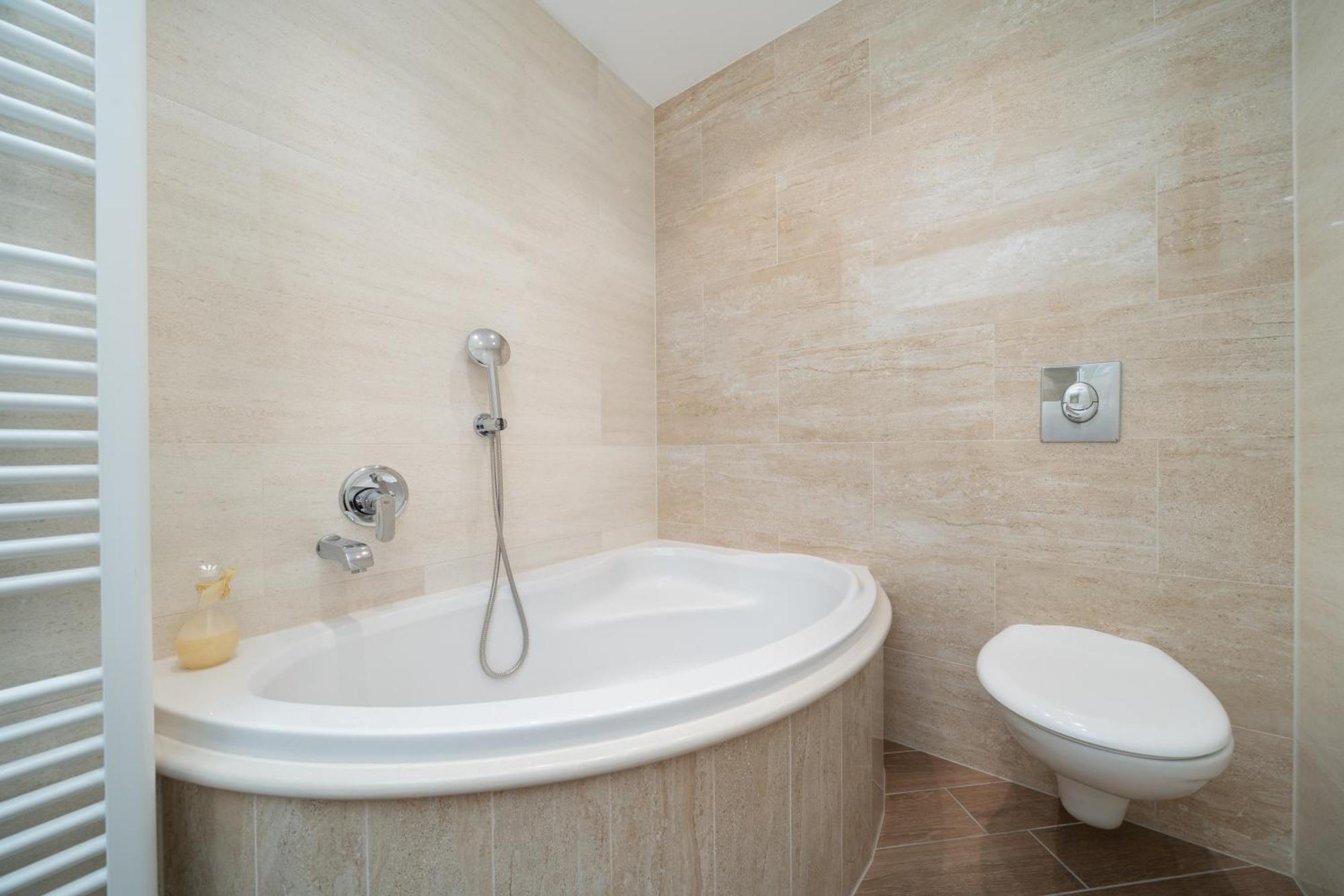 Apartment Ana Makarska Bagian luar foto