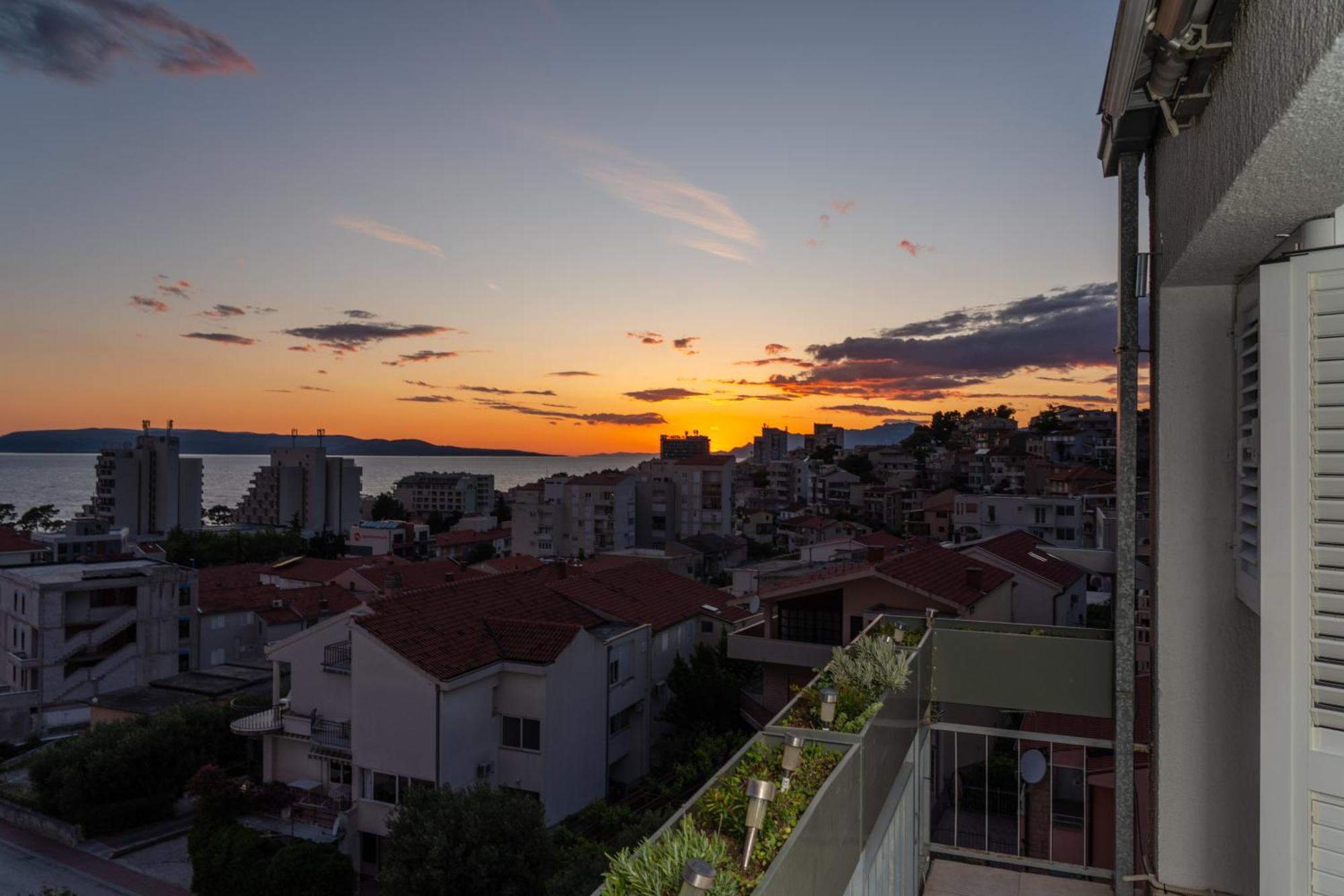 Apartment Ana Makarska Bagian luar foto