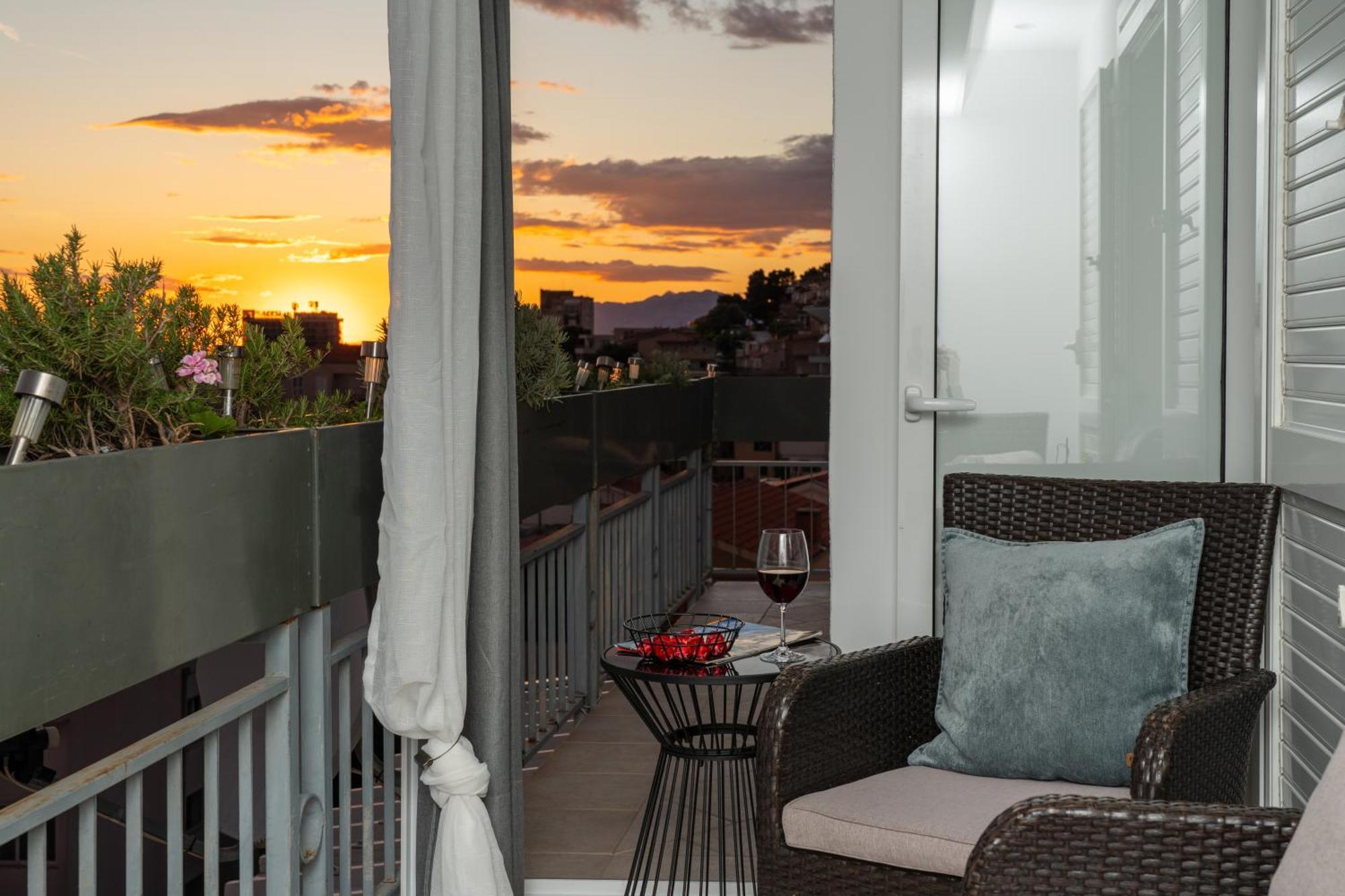 Apartment Ana Makarska Bagian luar foto